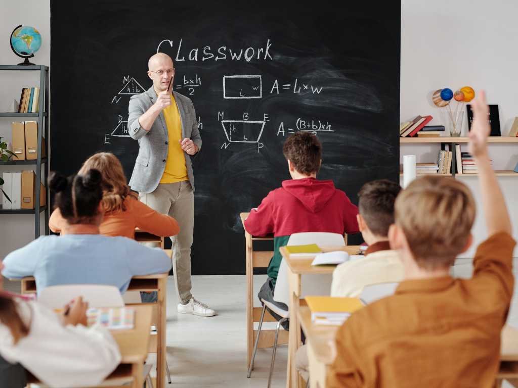 Online Teacher Training - Megaversity